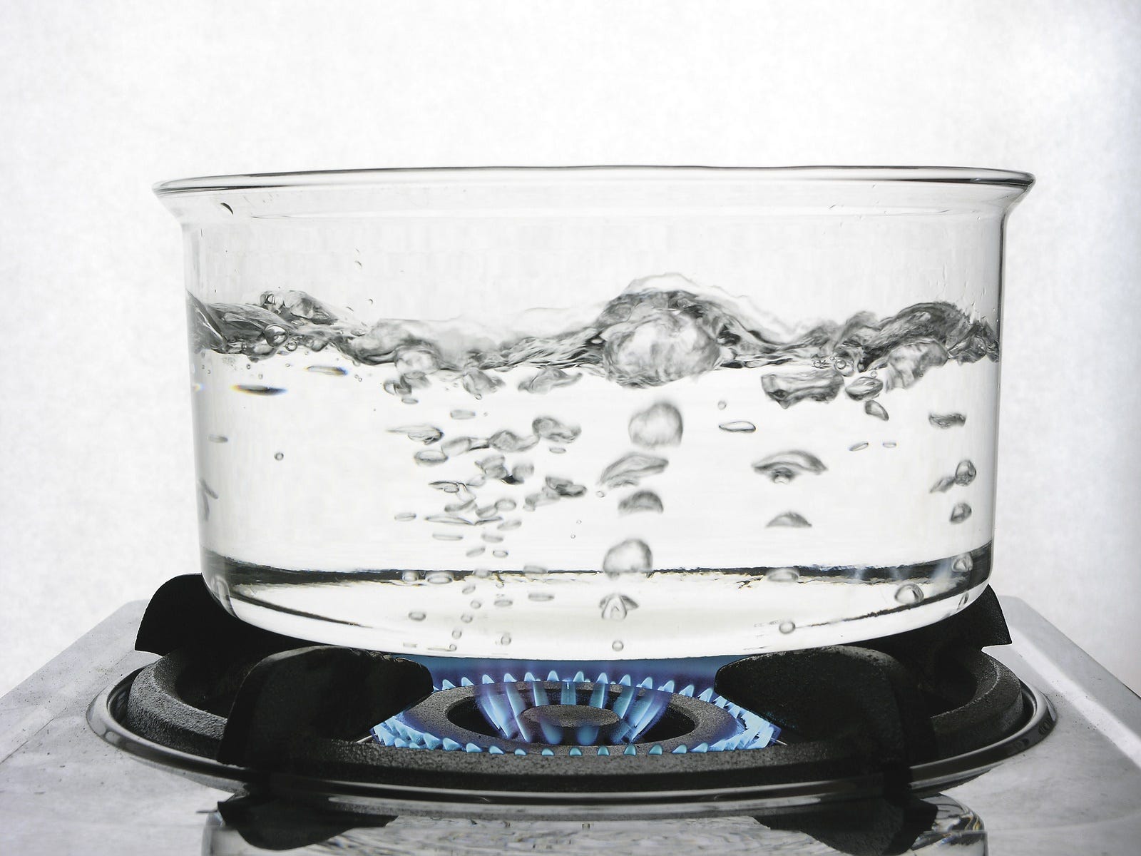 Boiling Point Of Water At 880 Torr: Understanding The Effects Of Pressure On Water’s Boiling Temperature