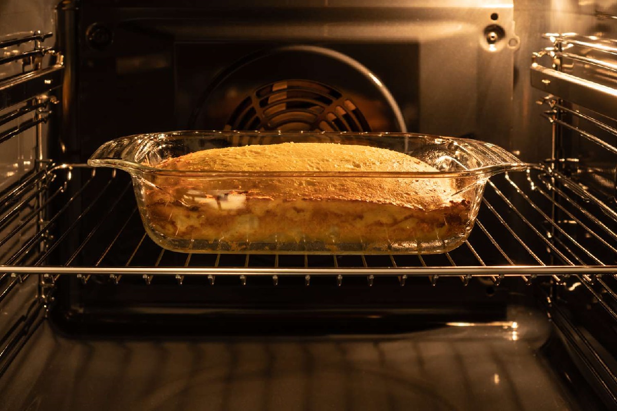 Pyrex: A Guide To Oven Safety