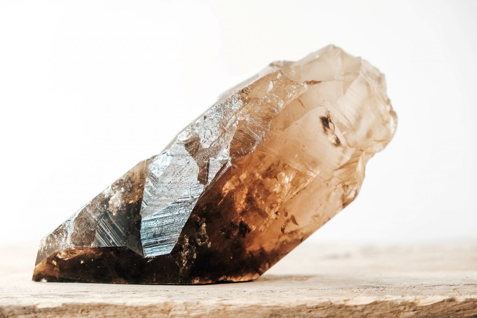 How Quartz Crystals Handle Extreme Temperature Changes