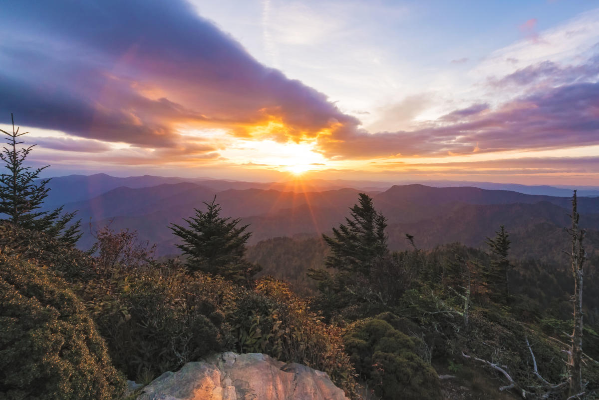 How Does Gatlinburg Weather in April Affect Your Plans?