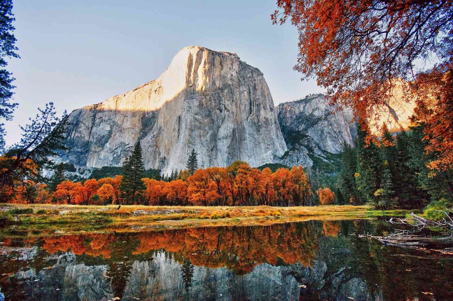 How Does October Weather Vary Across California?