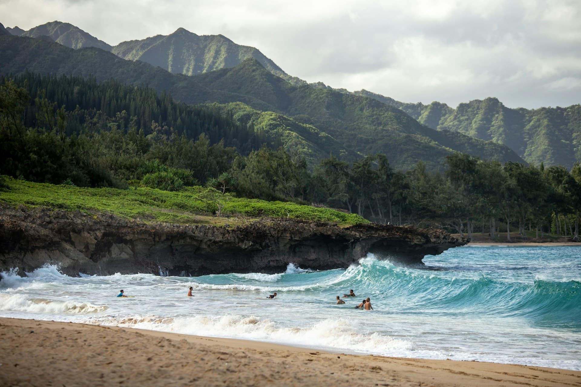 September Weather in Hawaii: What to Expect | Temperatures